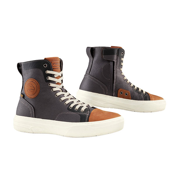 Daisy on the Ohoopee